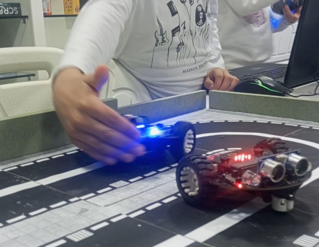 Robomind Event Micro:bit Robotics Challenge	 at Little Friends Anfeh North Lebanon